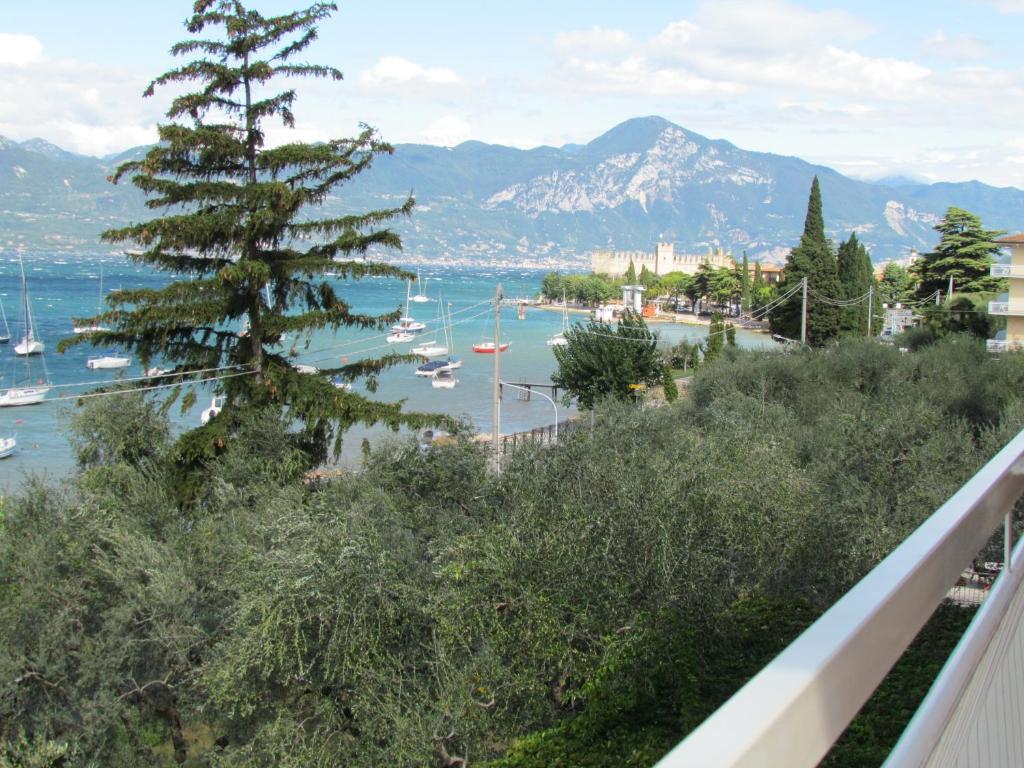 Hotel San Faustino Torri Del Benaco Εξωτερικό φωτογραφία