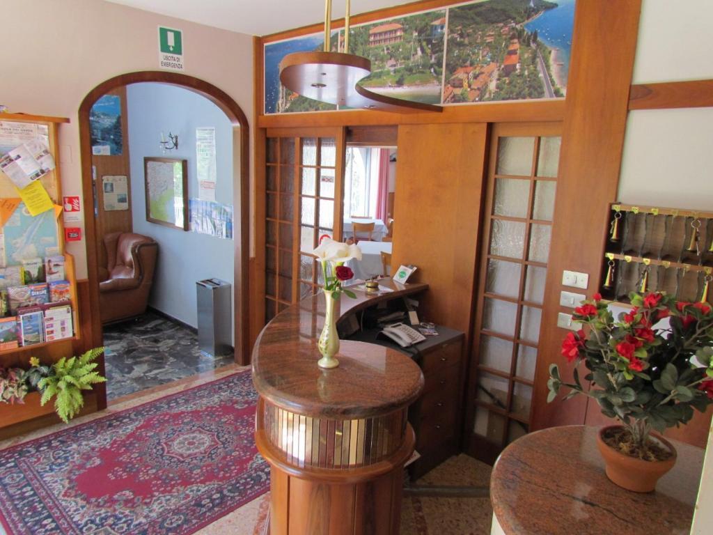 Hotel San Faustino Torri Del Benaco Εξωτερικό φωτογραφία